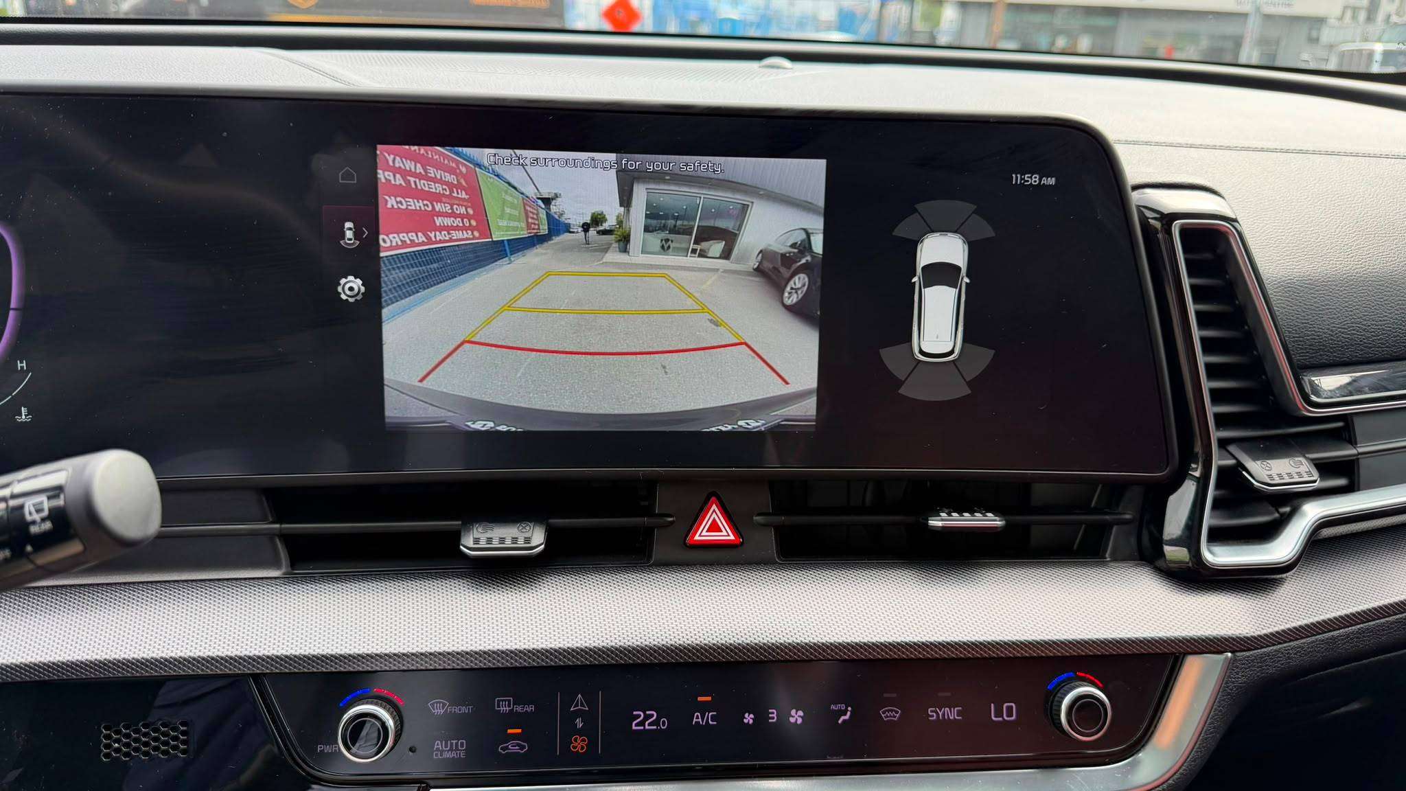 2023 Kia Sportage — view 10