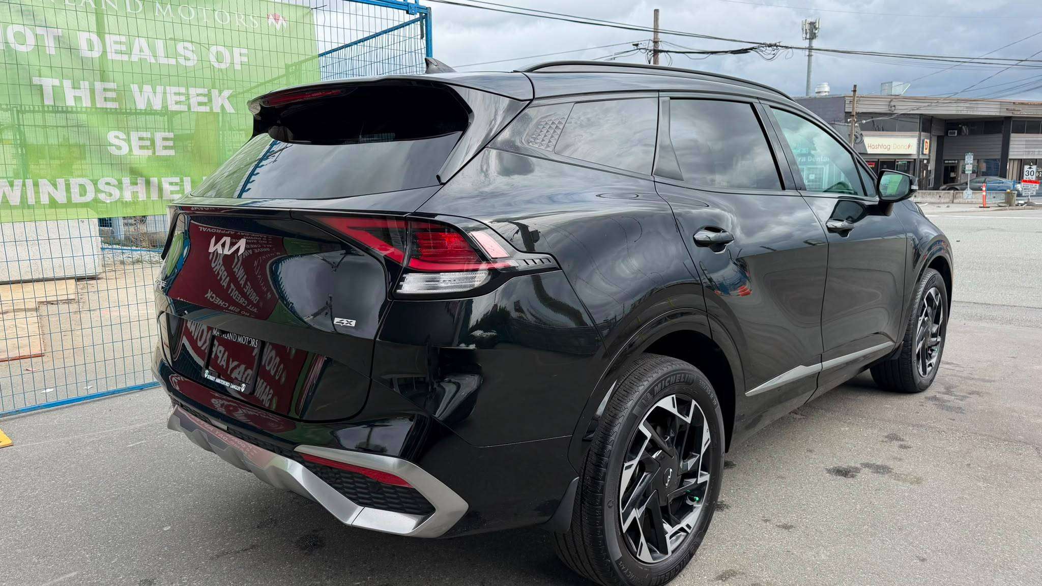 2023 Kia Sportage — view 5