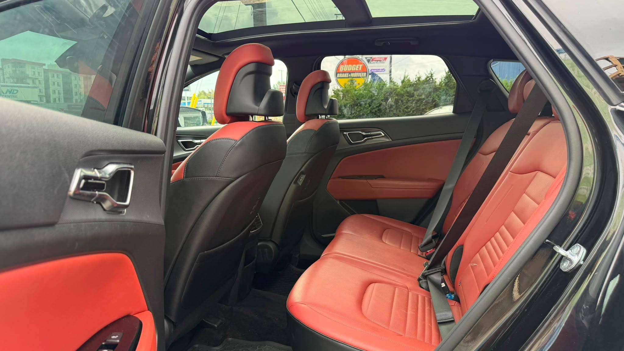 2023 Kia Sportage — view 13