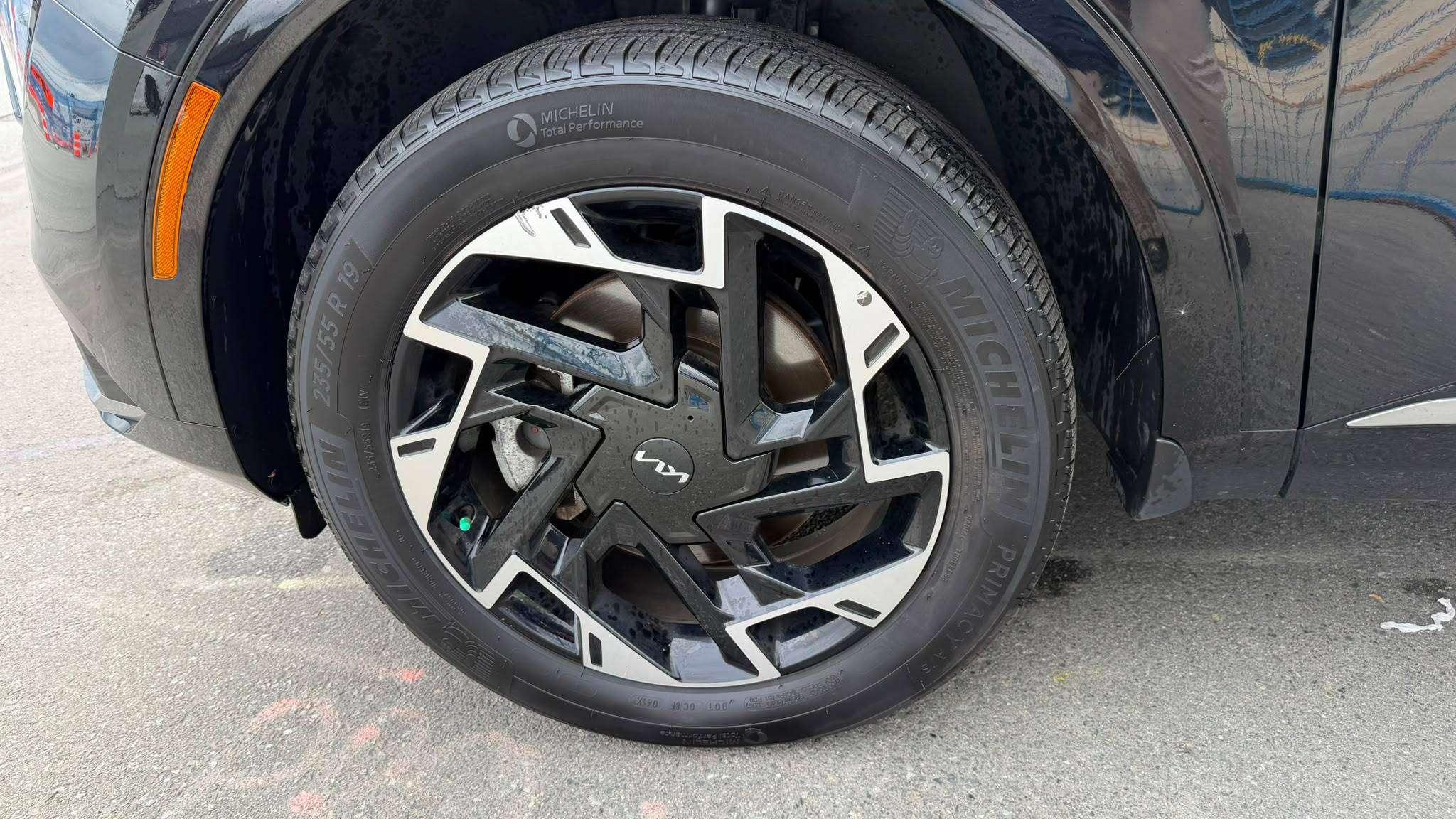 2023 Kia Sportage — view 16