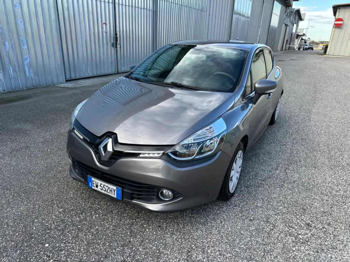 Renault Clio dCi 8V 90CV Start&Stop 5 porte Energy Zen Grigio - 1