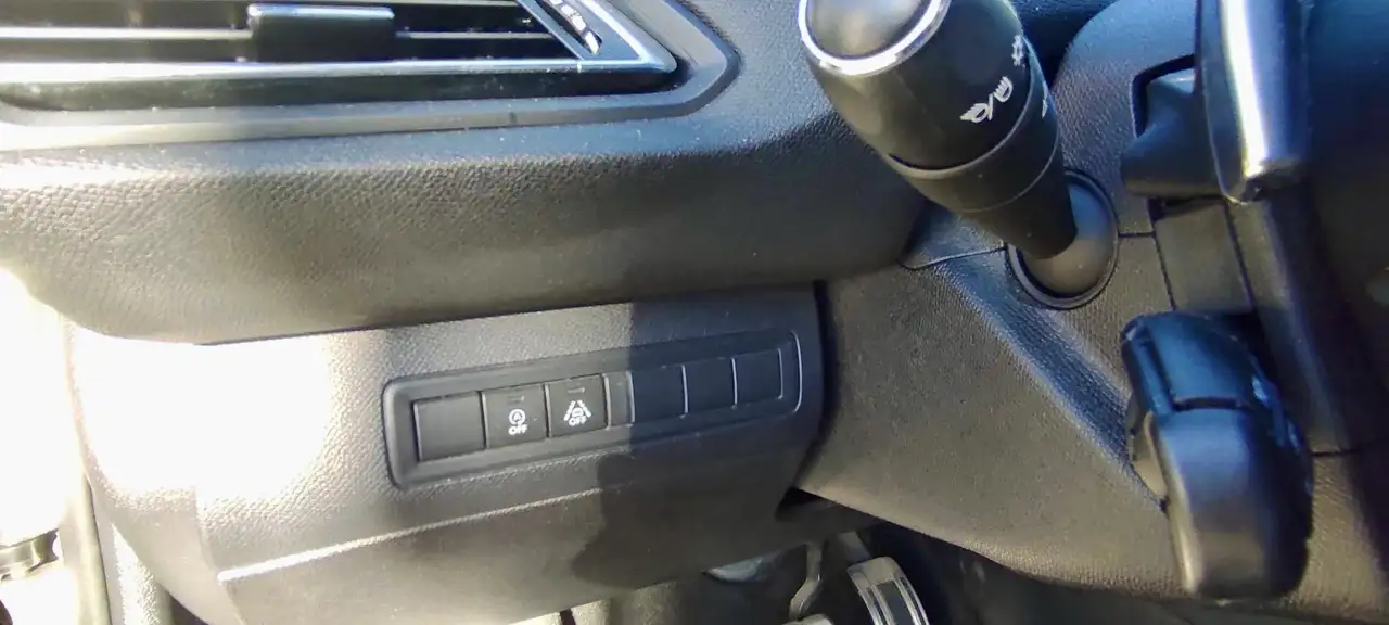 Peugeot 308 308 — photo 5