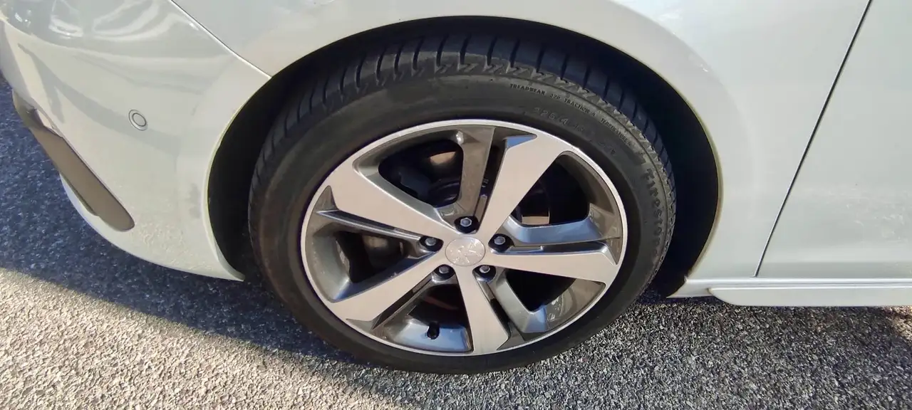 Peugeot 308 308 — photo 16