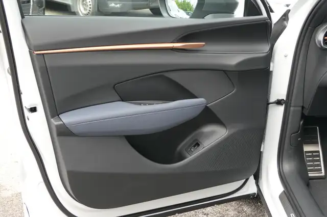 Cupra Terramar view 5