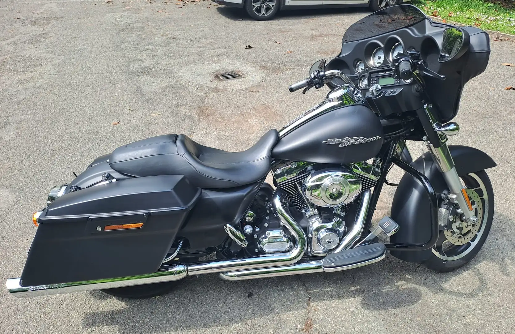 Harley-Davidson Street Glide FLHX crna - 2