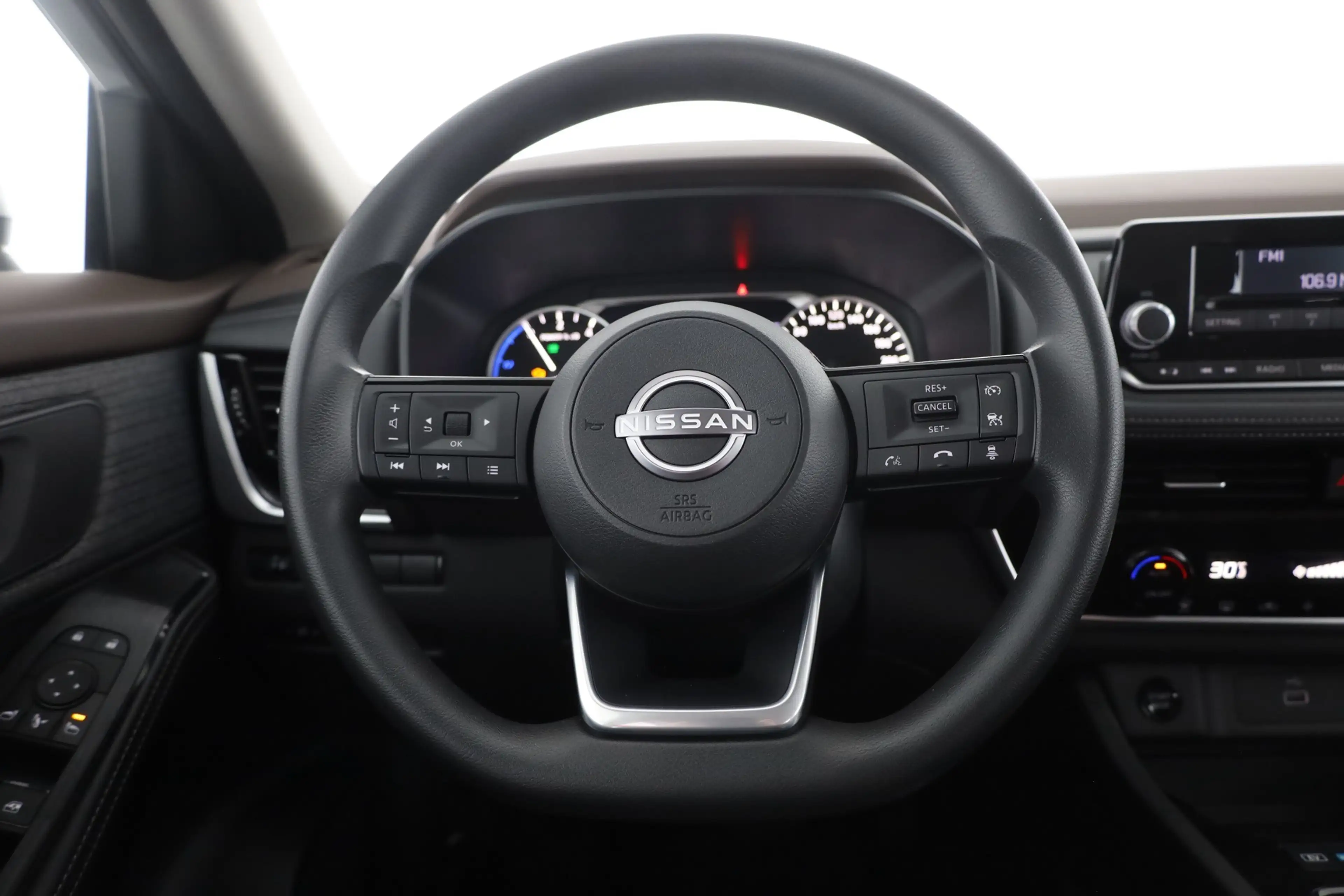 Nissan X-Trail 1.5 M-Hybrid Visia DCT LED ACC Totwinkel — photo 14
