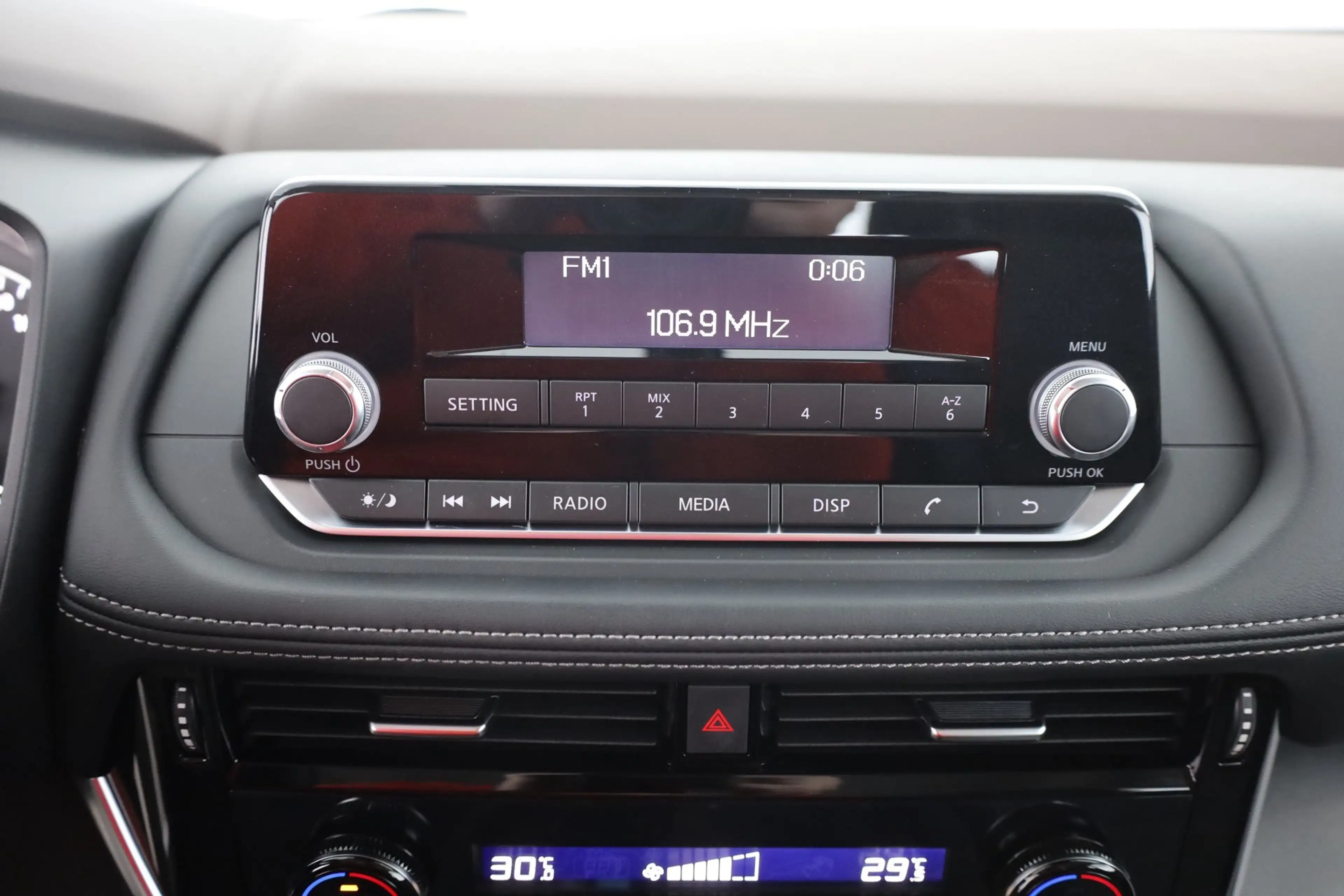 Nissan X-Trail 1.5 M-Hybrid Visia DCT LED ACC Totwinkel — photo 11
