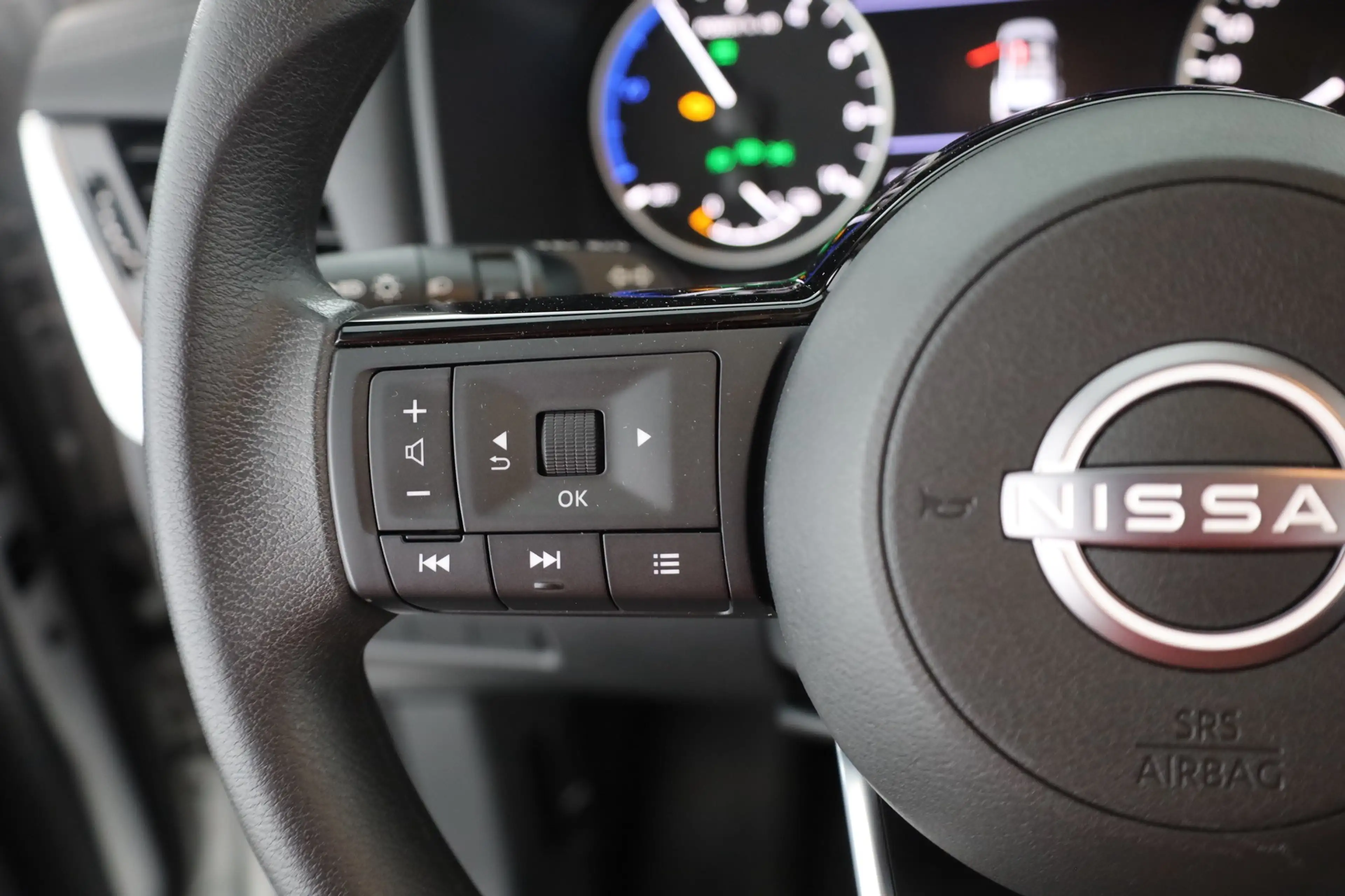 Nissan X-Trail 1.5 M-Hybrid Visia DCT LED ACC Totwinkel — photo 15