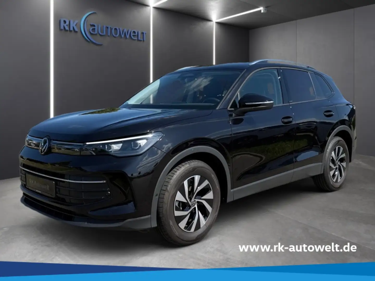 Volkswagen Tiguan Life  1.5 eTSI Navi  ACC Apple CarPlay Schwarz - 1