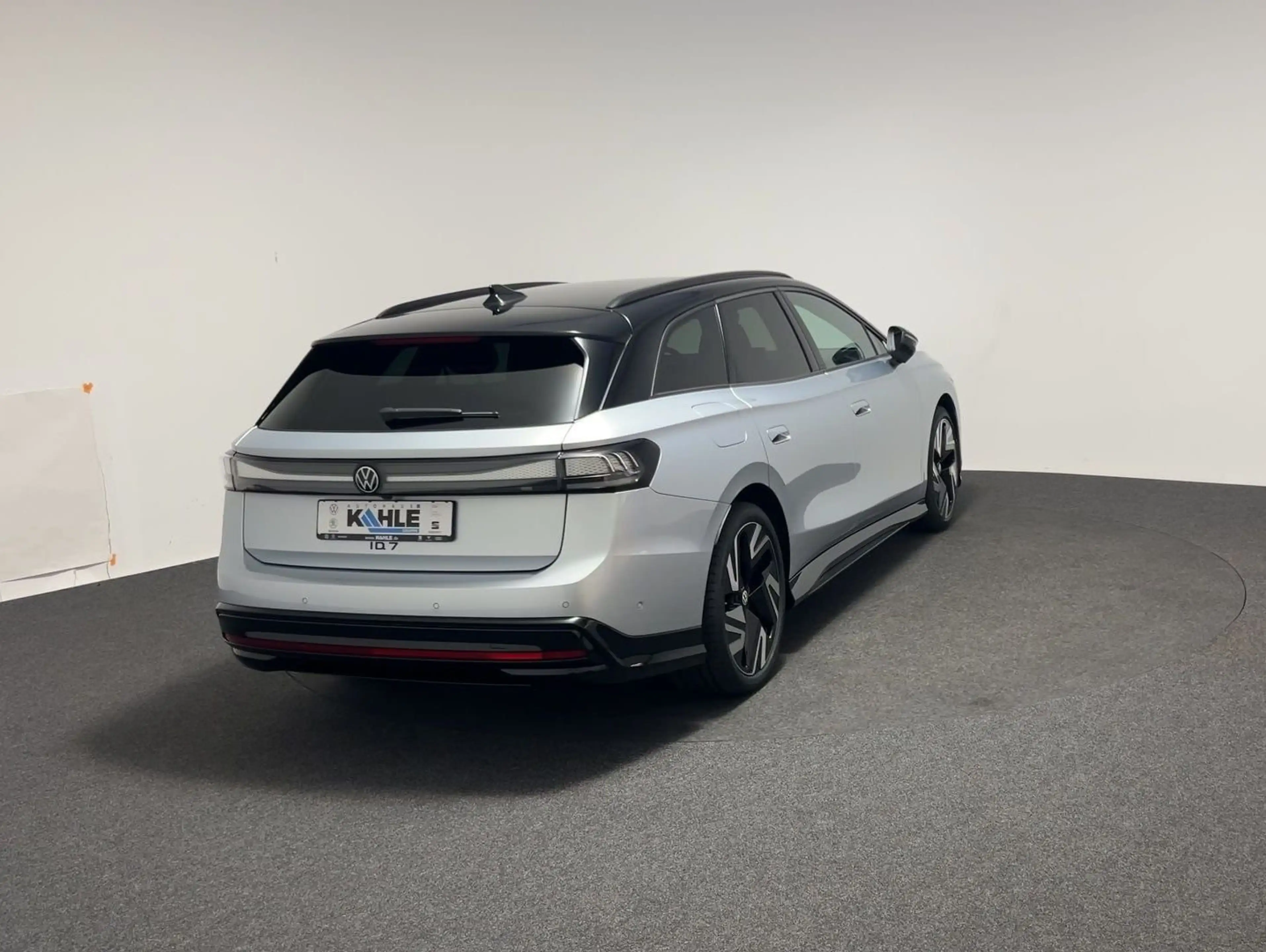 Volkswagen ID.7 Tourer Pro 77 kWh CarPlay Black Matrix CCS — photo 6