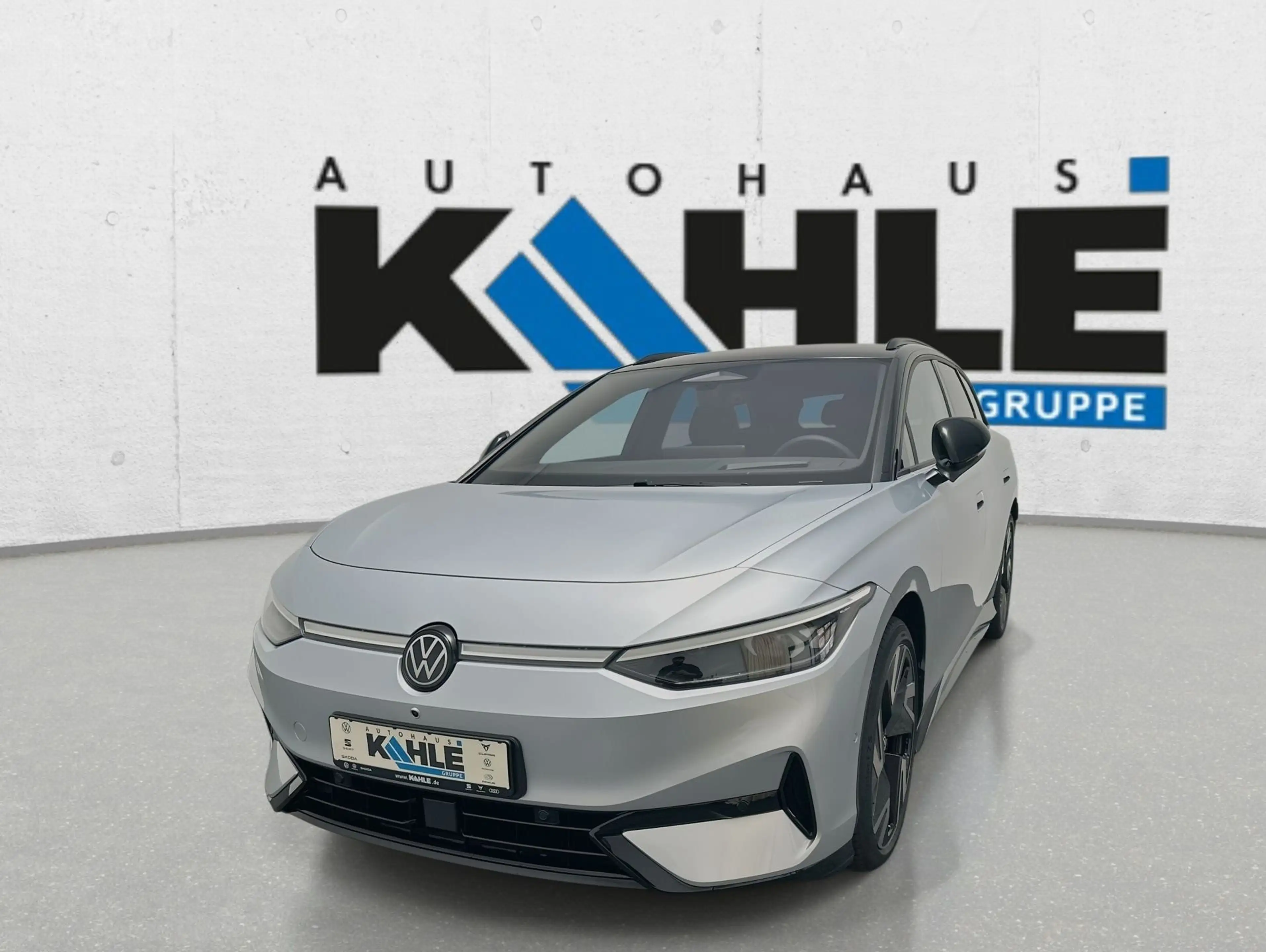 Volkswagen ID.7 Tourer Pro 77 kWh CarPlay Black Matrix CCS — photo 2