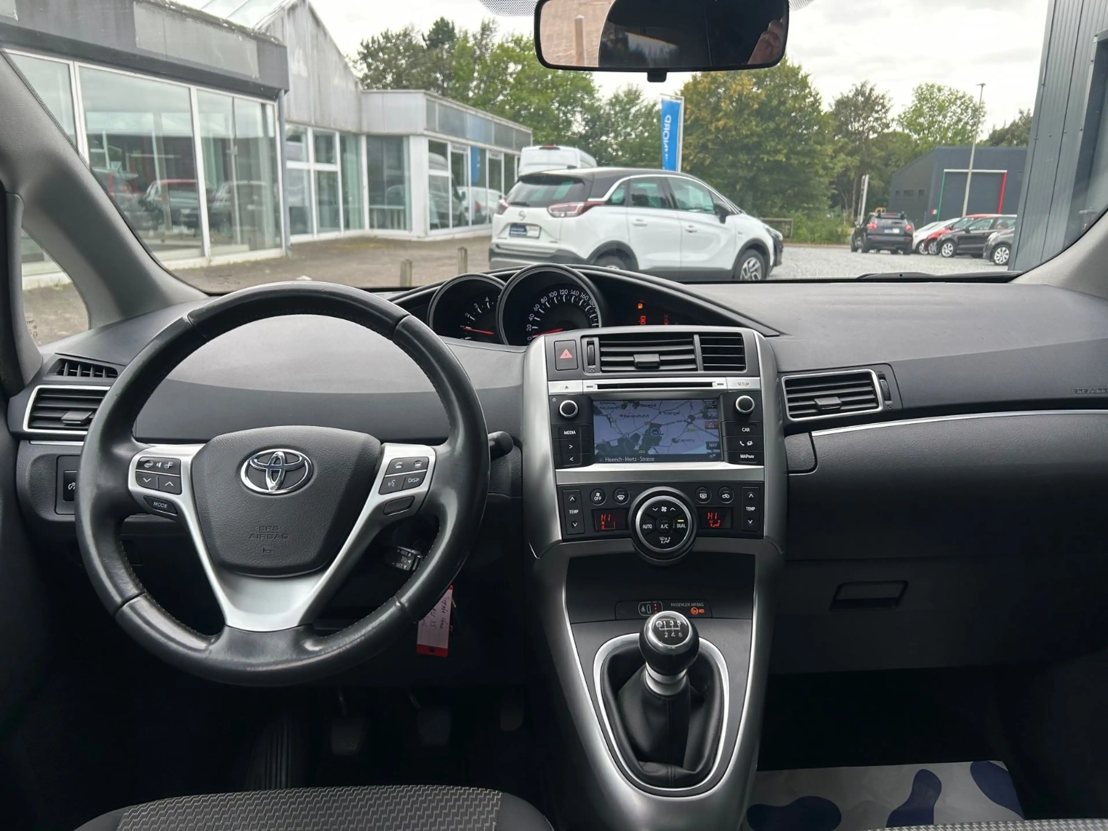 Toyota Verso Comfort,Navi,Kamera,AHK — photo 13