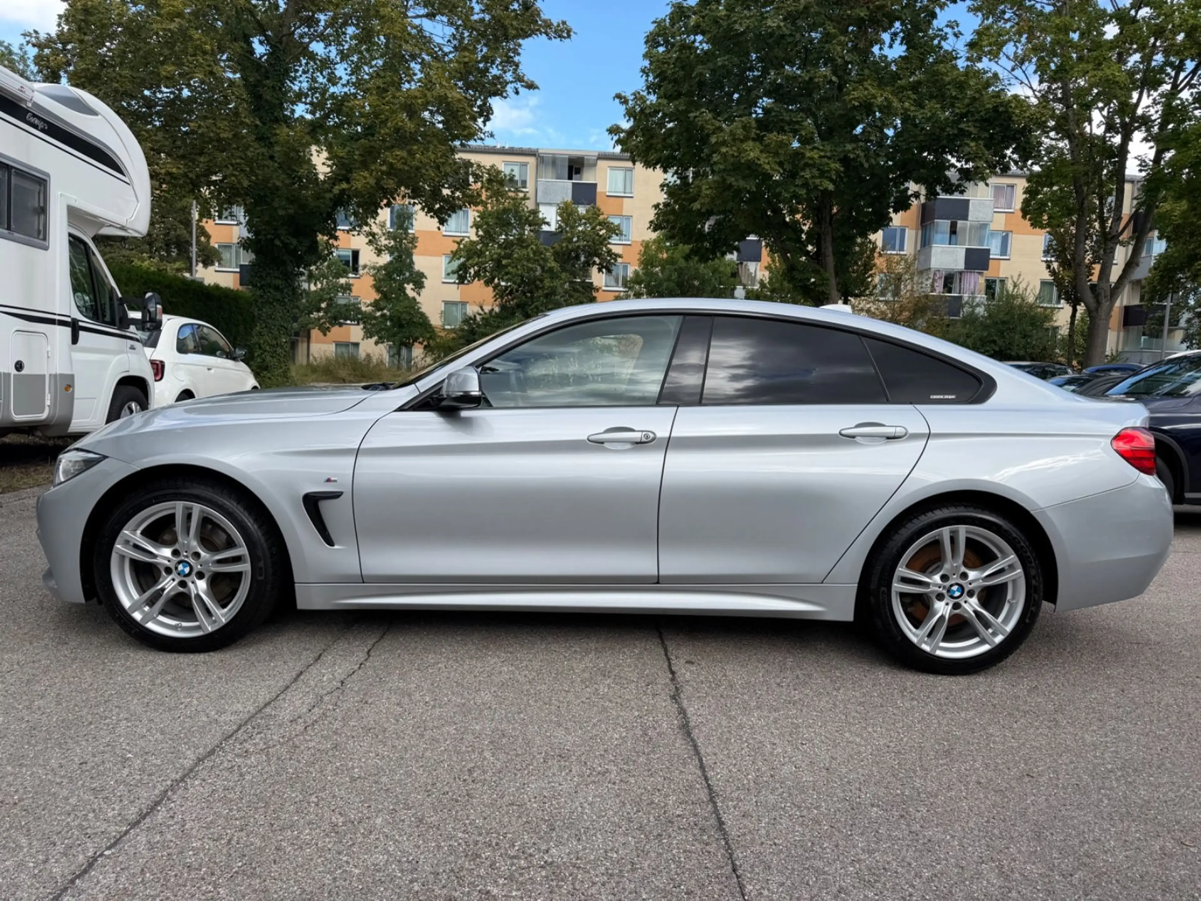 BMW 430 430d Gran Coupé xDrive MPaket~HuD~S-Dach~Navi~ — photo 2