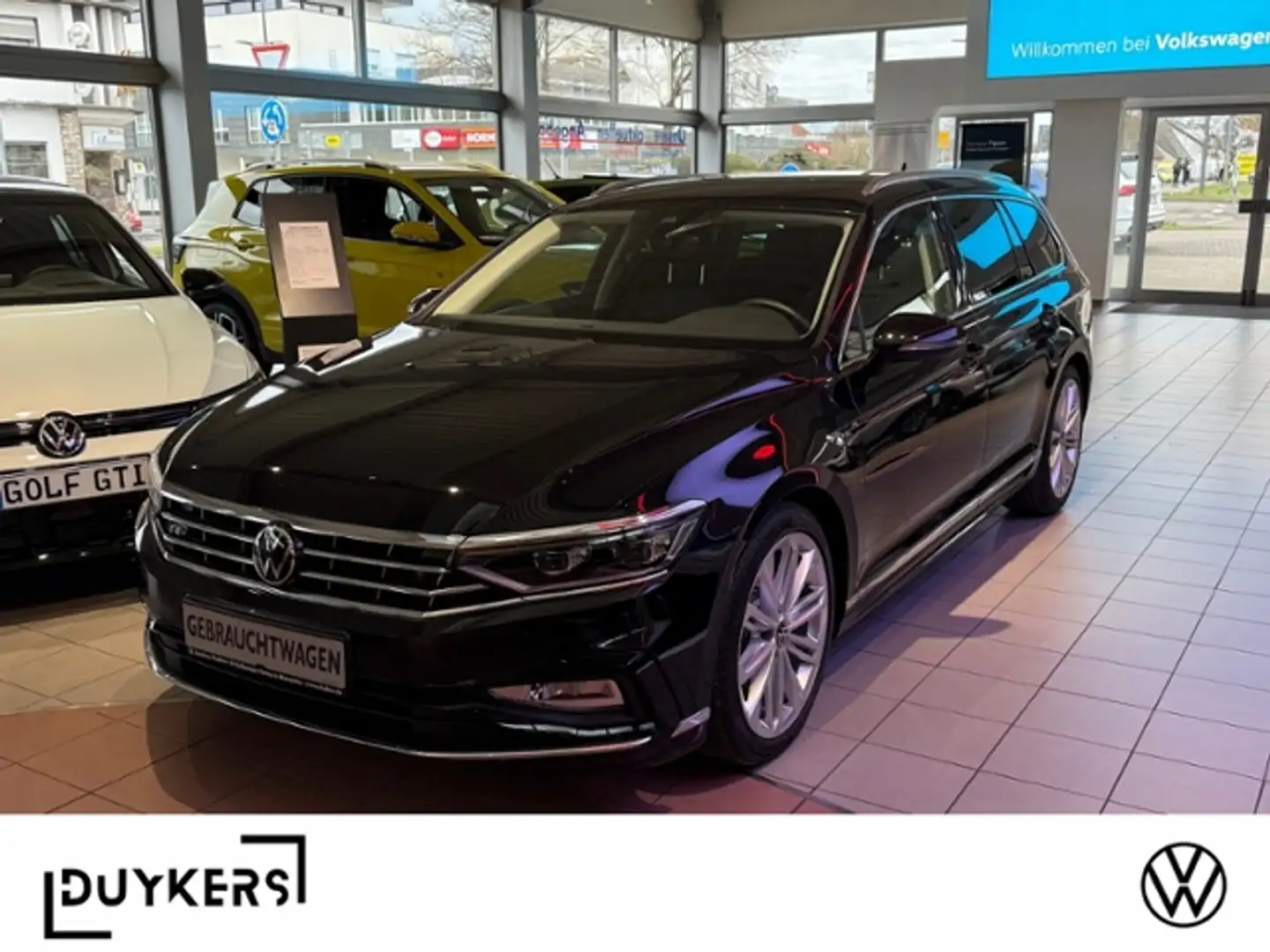 Volkswagen Passat Variant 2.0 TSI Elegance RFK STHZG Matrix Zwart - 1