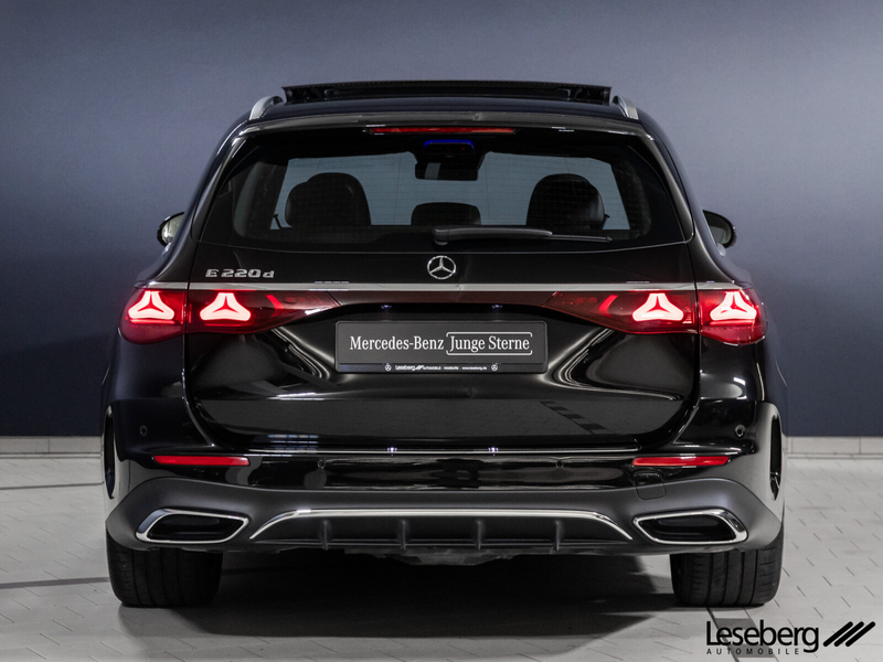 Mercedes-Benz E 220 E 220 T d AMG LED/AHK/Pano/Distronic/Burmester4D — photo 6