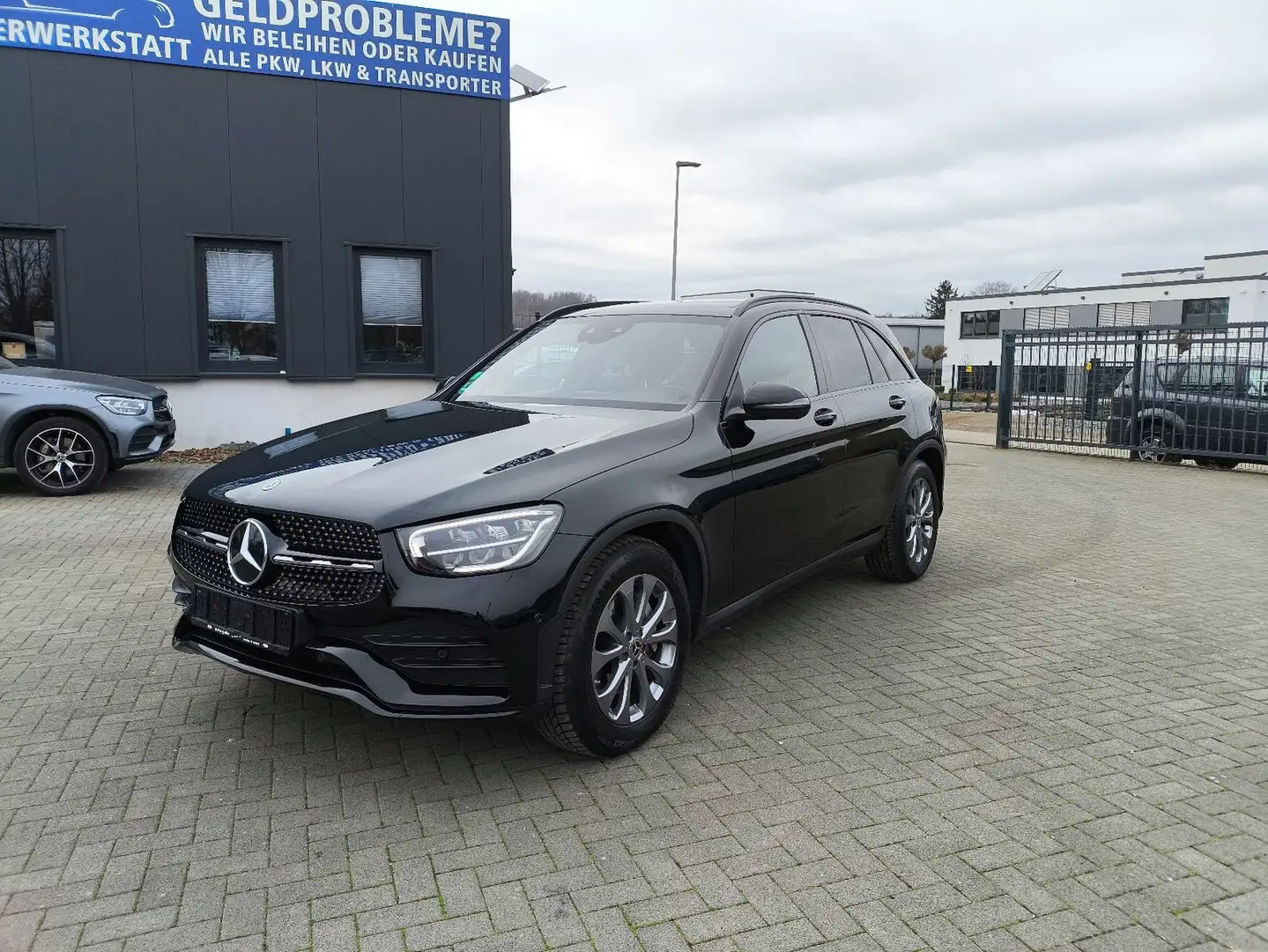 Mercedes-Benz GLC 400 d 4Matic,2 HD,AMG LINE,LEDER,KLIMA,HEADUP Schwarz - 2