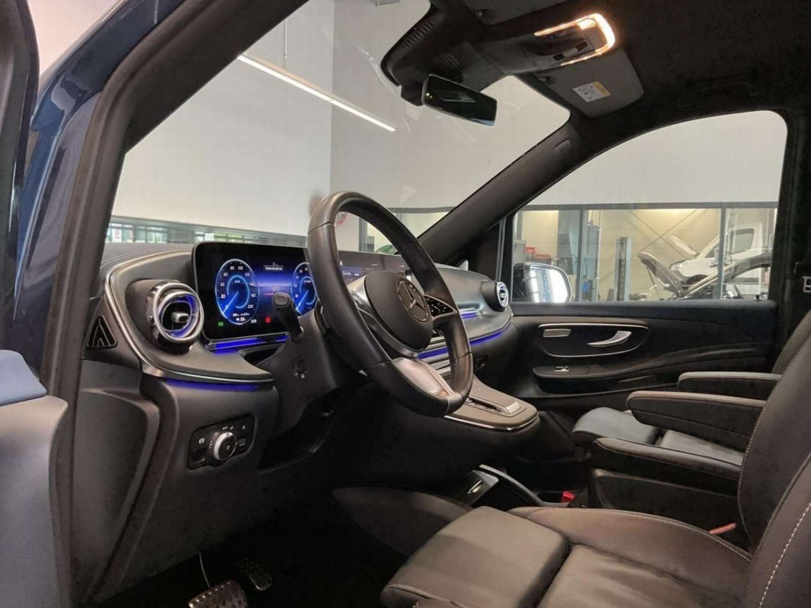 Mercedes-Benz EQV 300
