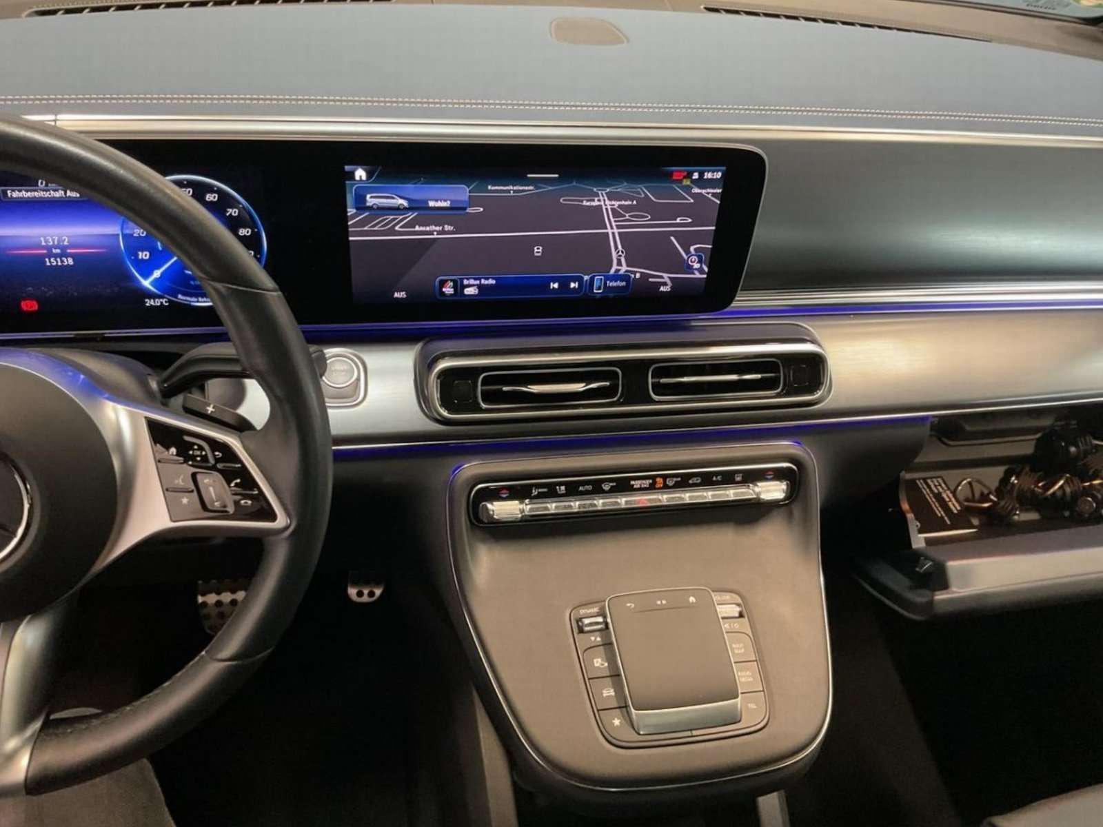 Mercedes-Benz EQV 300