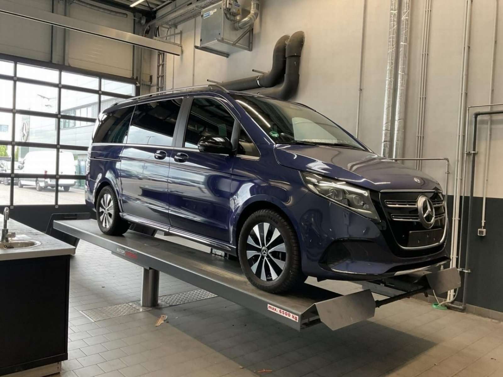 Mercedes-Benz EQV 300