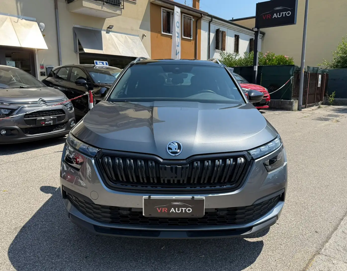 Skoda Kamiq 1.0 TSI Monte Carlo 110cv MONTECARLO/TETTO/CARPLAY Grigio - 2