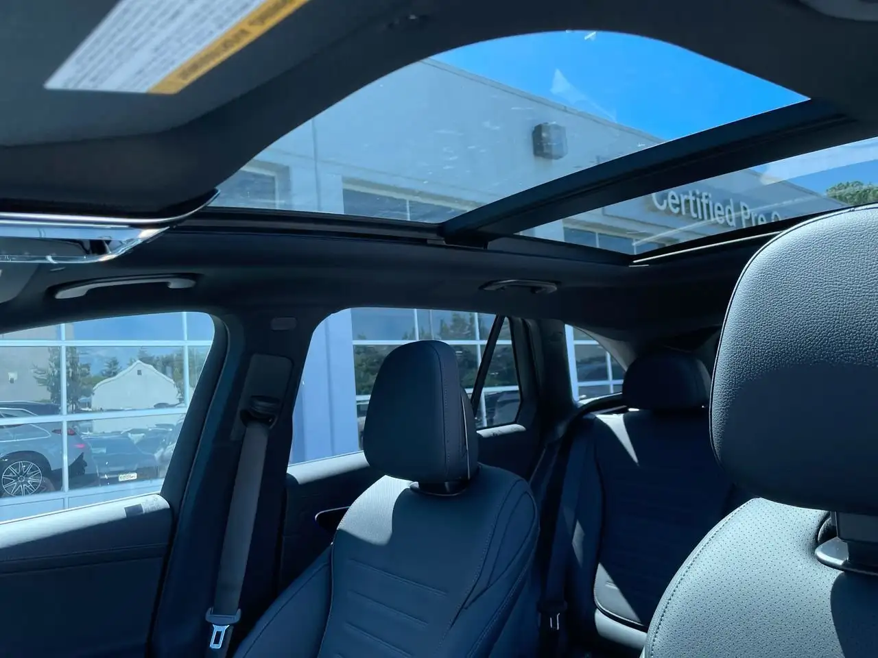 Mercedes-Benz GLC снимка Mercedes-Benz GLC