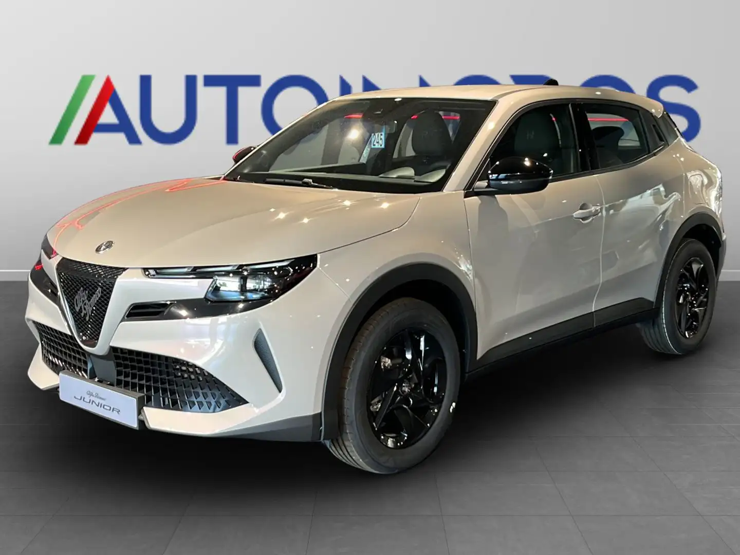 Alfa Romeo Junior 1.2 Hybrid ibrida Білий - 1