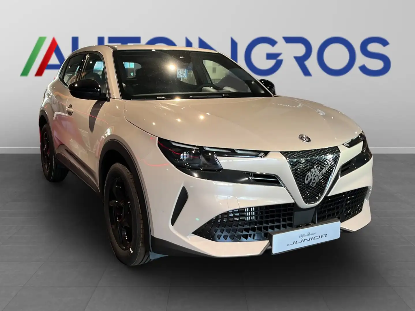 Alfa Romeo Junior 1.2 Hybrid ibrida Білий - 2