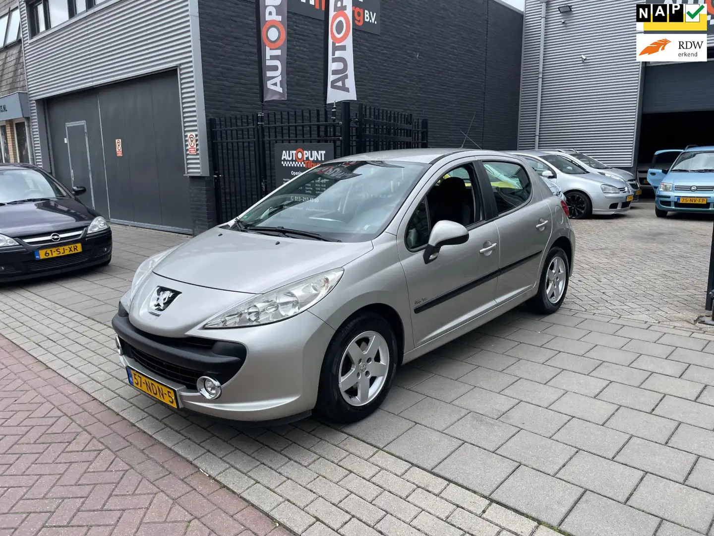 Peugeot 207 1.4 VTi XS 3e Eigenaar! Airco NAP APK Grijs - 1