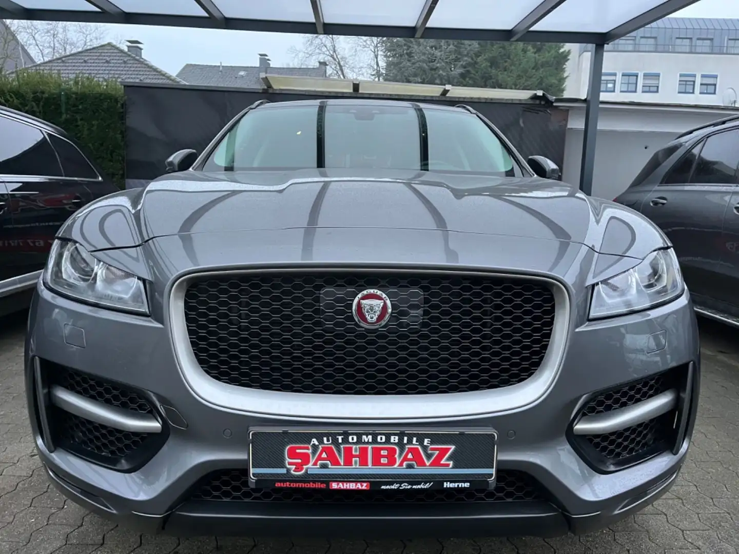 Jaguar F-Pace F-PACE R-Sport AWD *SPUR*LED*NAVI*RF.KAMERA*AMBI Grau - 2