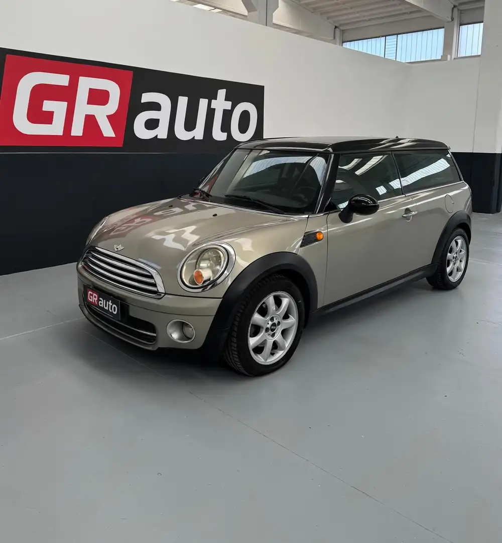 MINI Cooper D Clubman Clubman 1.6 Cooper D PREZZO REALE Серебристый - 2