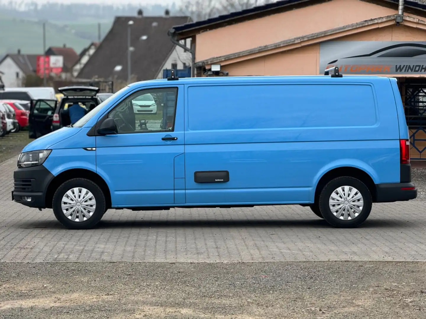 Volkswagen T6 Transporter 2.0 TDI Lang *1 HAND *NAVI *KLIMA Bleu - 2