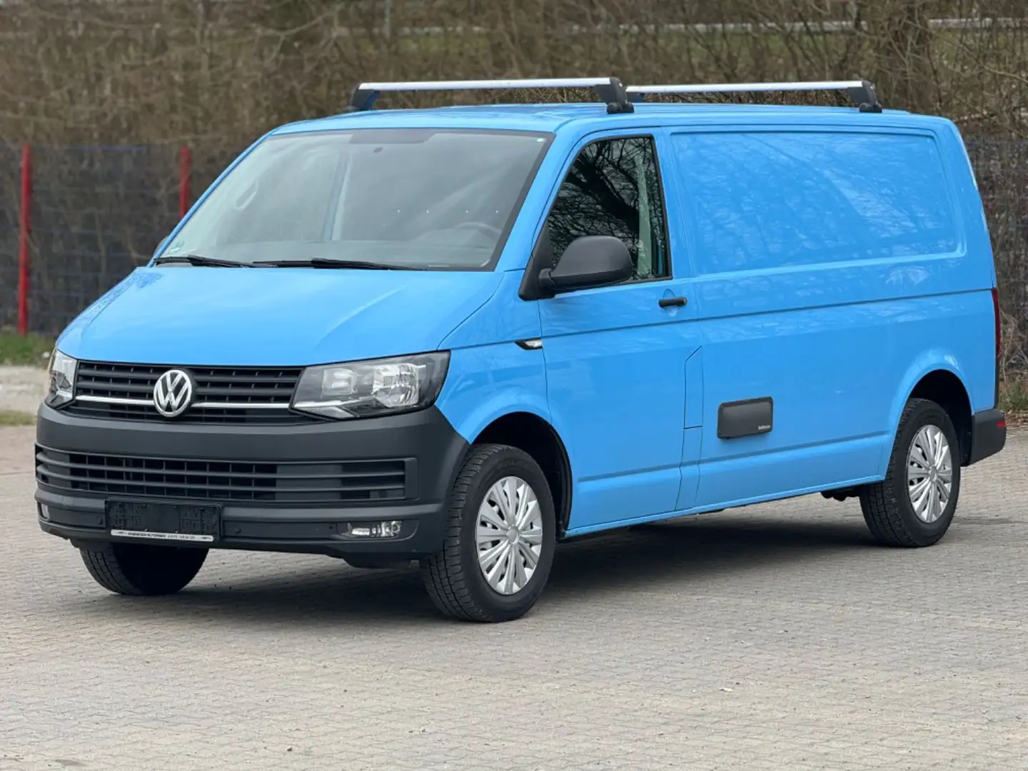 Volkswagen T6 Transporter 2.0 TDI Lang *1 HAND *NAVI *KLIMA Bleu - 1