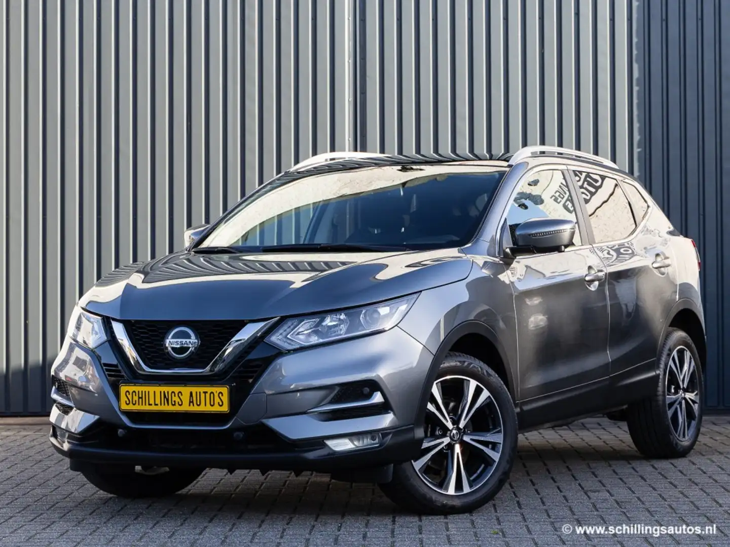 Nissan Qashqai 1.3 DIG-T TEKNA Automaat Camera 360 Navi 69.000km! Grijs - 1