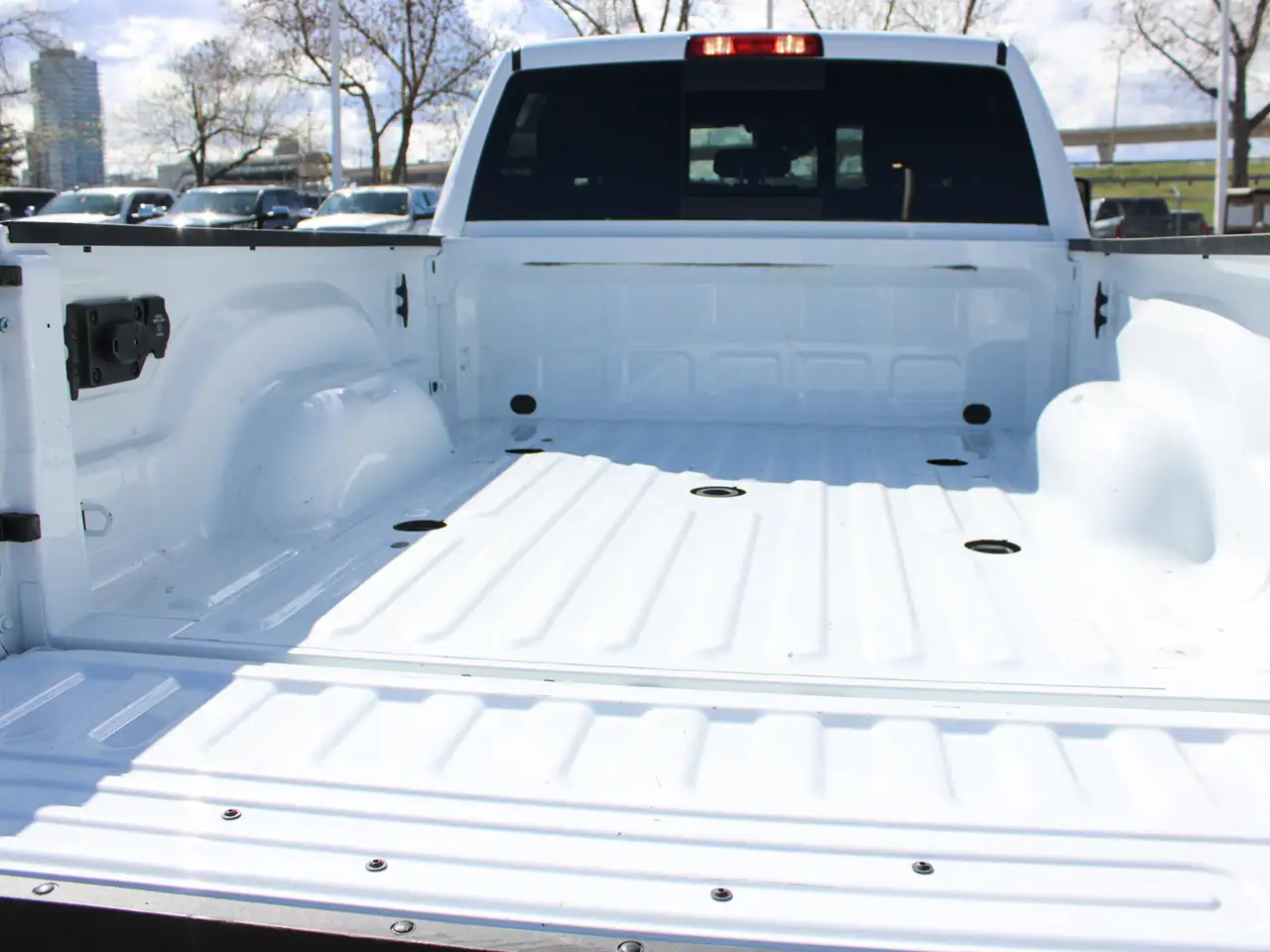 RAM 2500 снимка RAM 2500