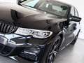 BMW 318 dA FULL PACK M-COCKPIT-CARPLAY-CAMERA-JANTES19-PDC Noir - thumbnail 3
