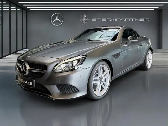 Mercedes-Benz SLC 180 Cabrio,Sport-Paket,Leder,PanoVario,AirSc