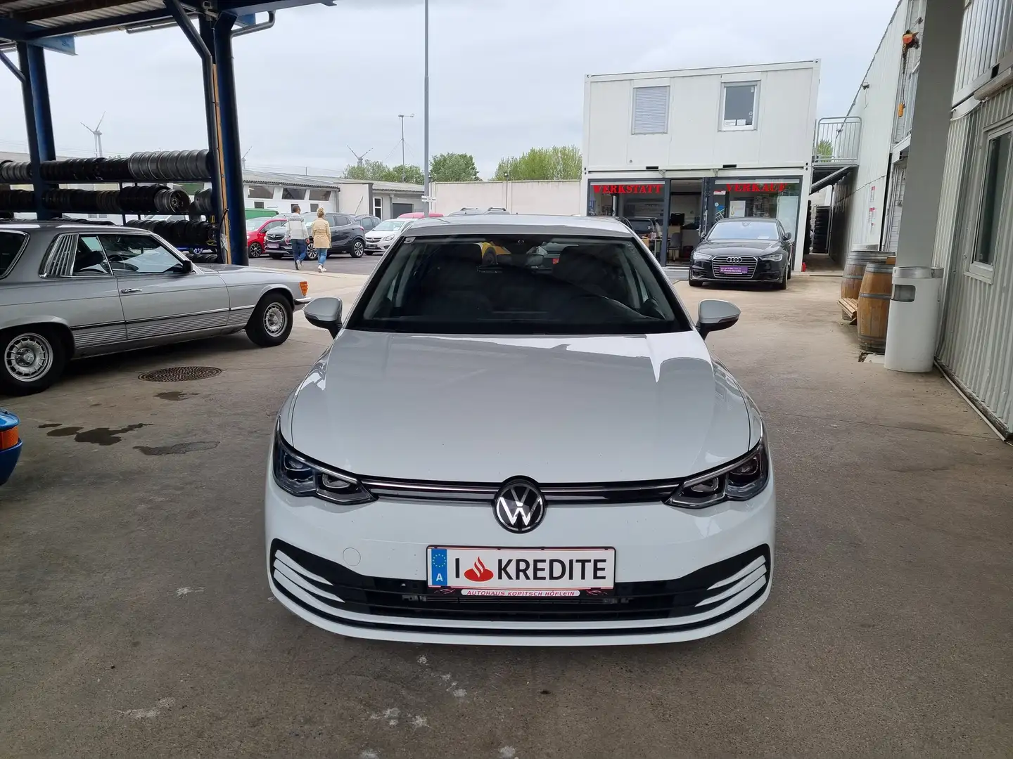 Volkswagen Golf 2,0 TDI Life DSG 4MOTION - Neuwertig! Weiß - 2