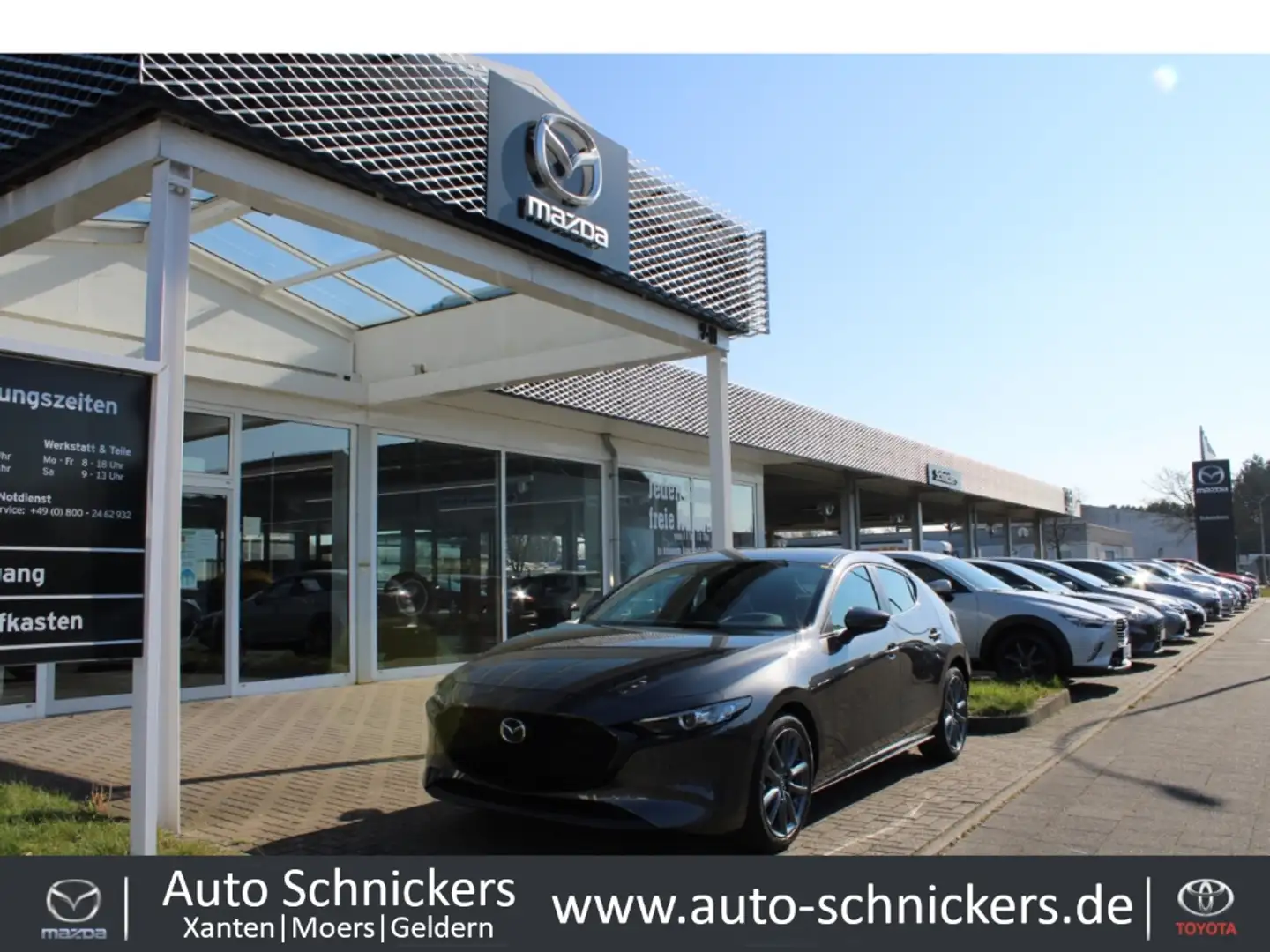 Mazda 3 SKYACTIV-G SELECTION+DESIGN-P !! Grau - 1