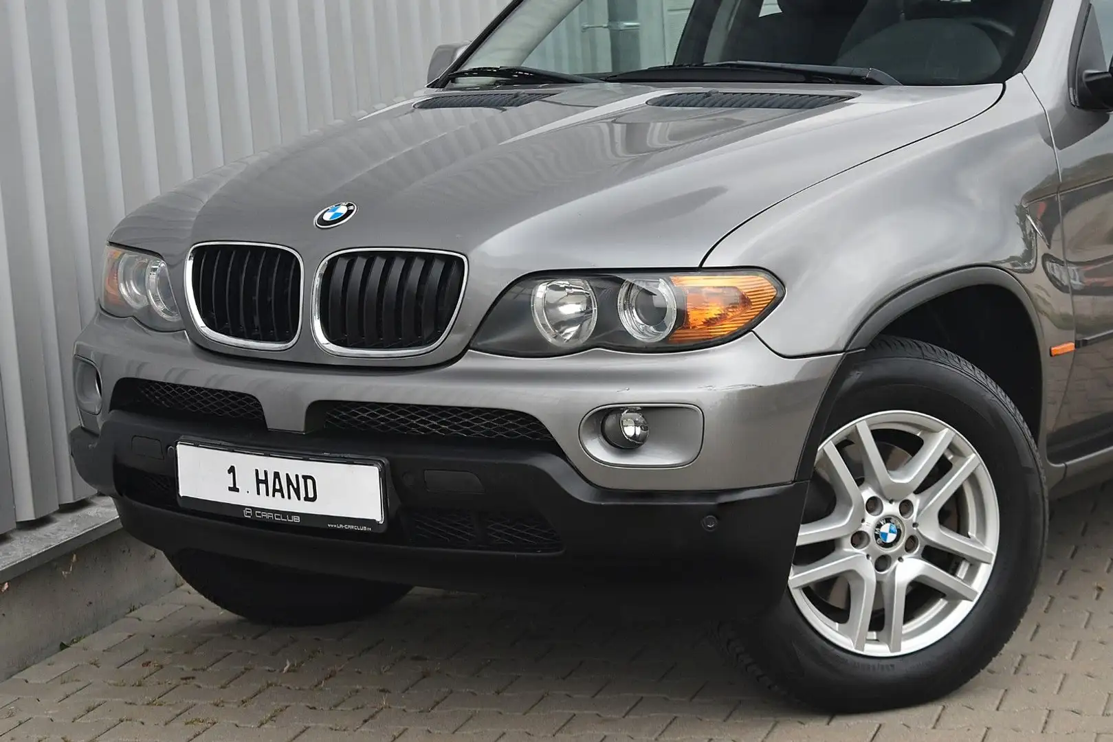 BMW X5 3.0d* 1.Hand! lückenlos BMW! Tüv Neu! BRD! * Grau - 1