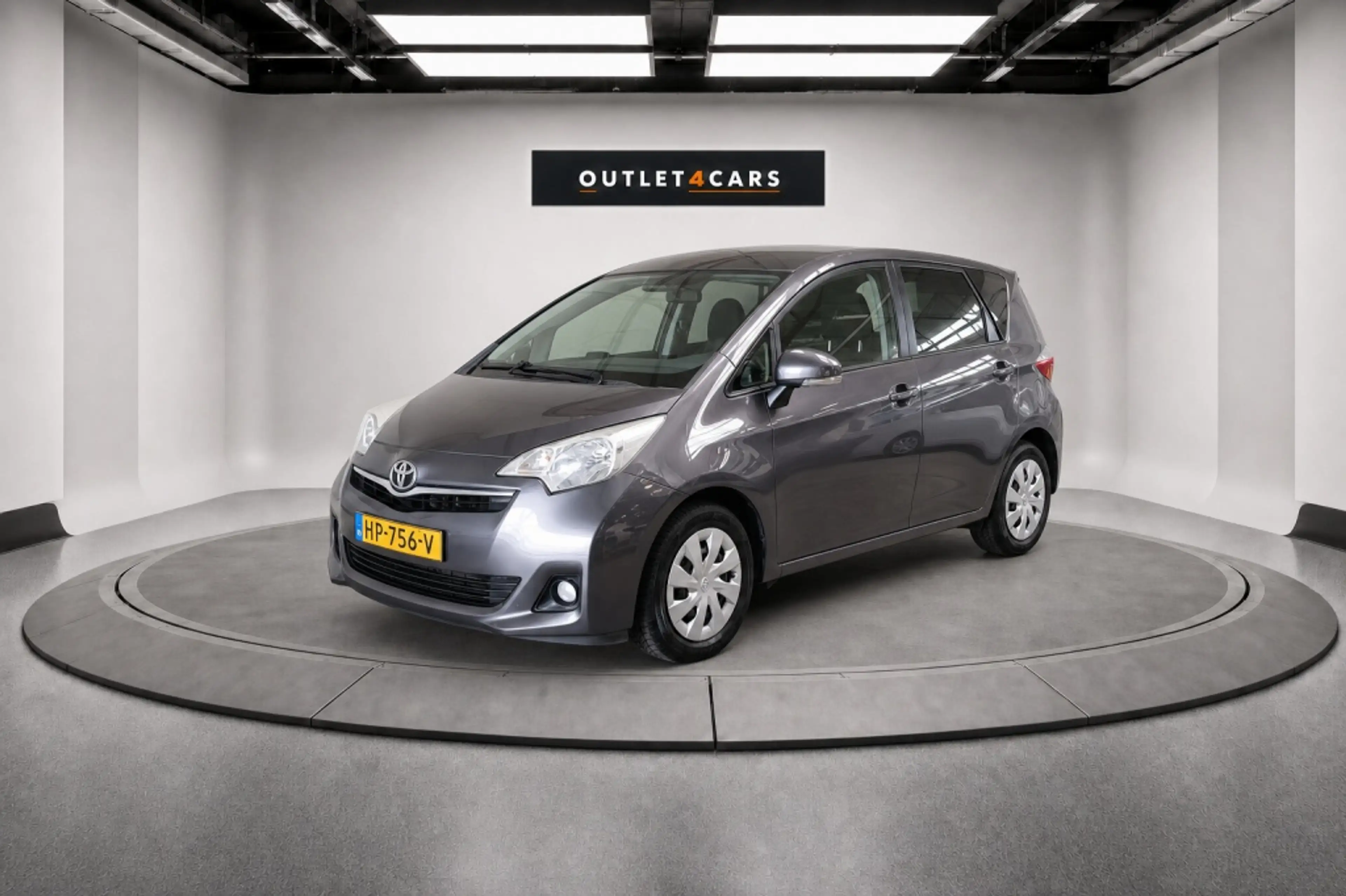 Toyota Verso-S 1.3 VVT-i Aspiration