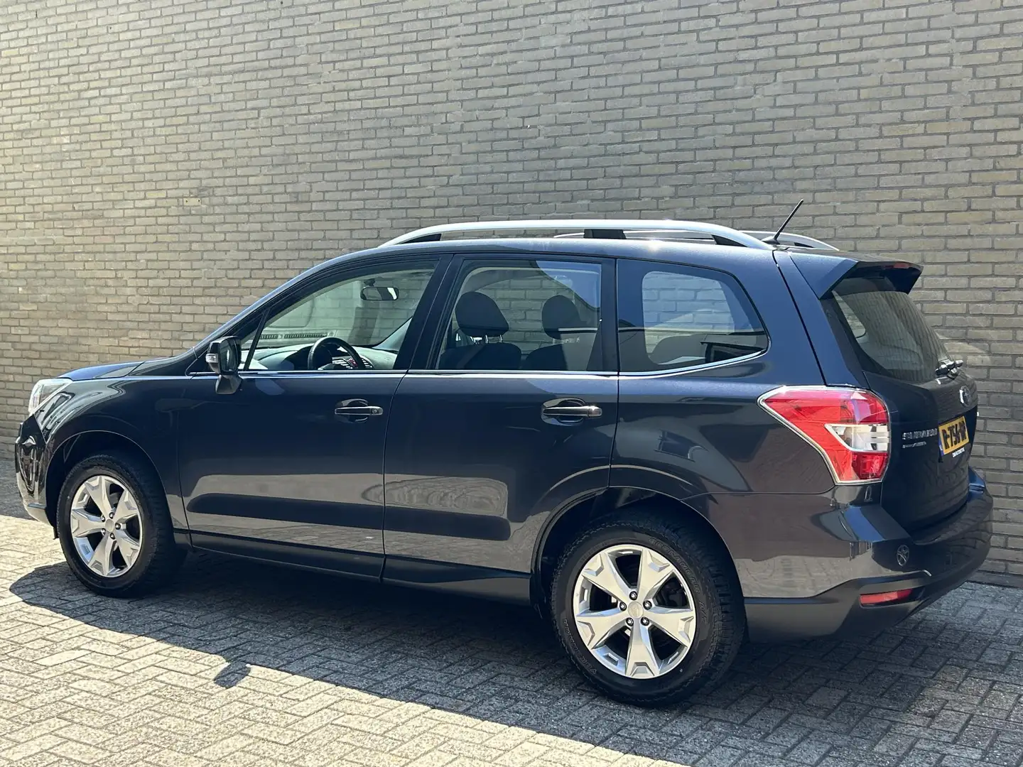 Subaru Forester 2.0 Luxury 150pk | 4x4 AWD | Automaat | LPG-G3 (on Grijs - 2