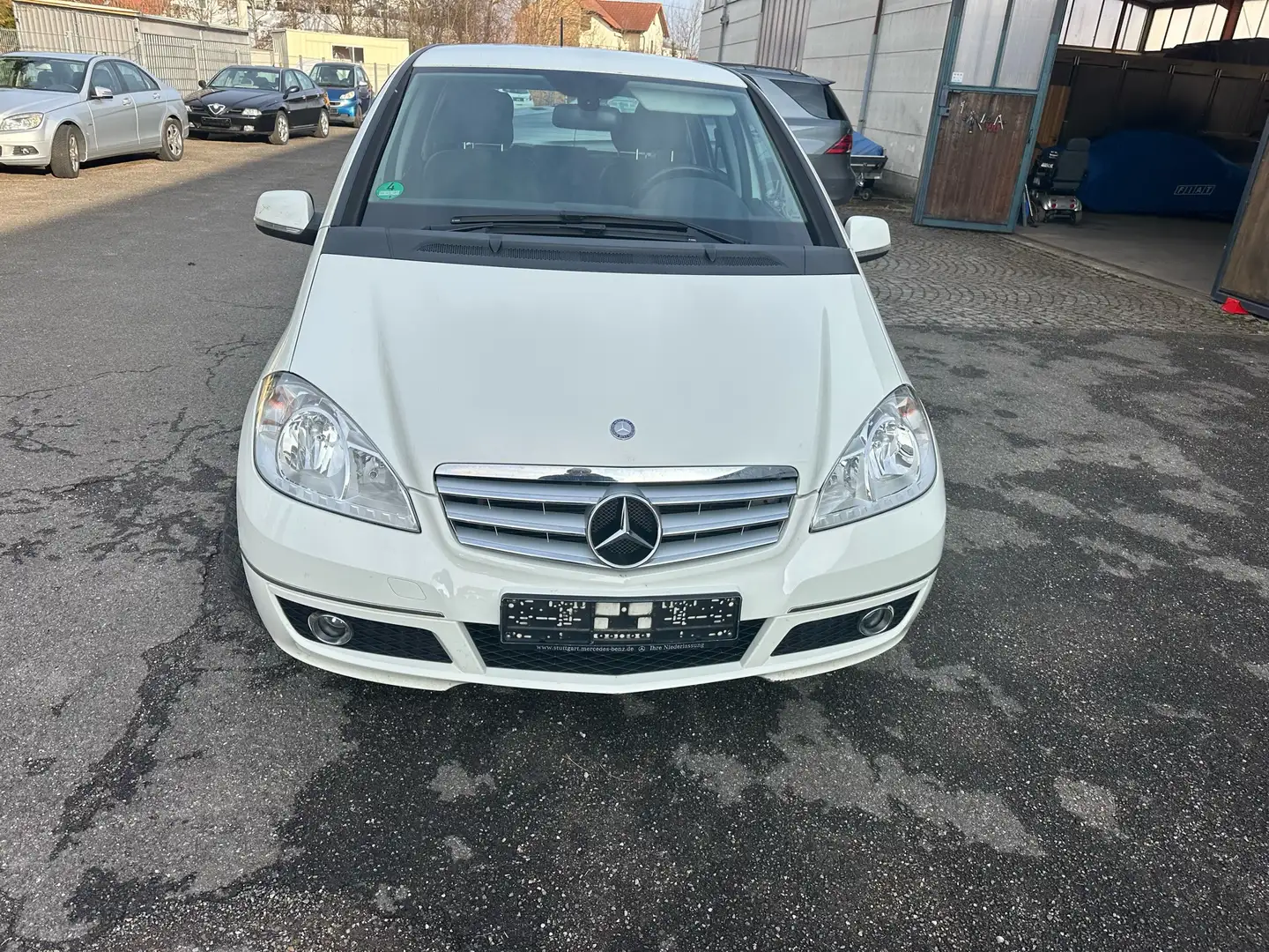 Mercedes-Benz A 180 A 180 (169.032) Blanc - 2