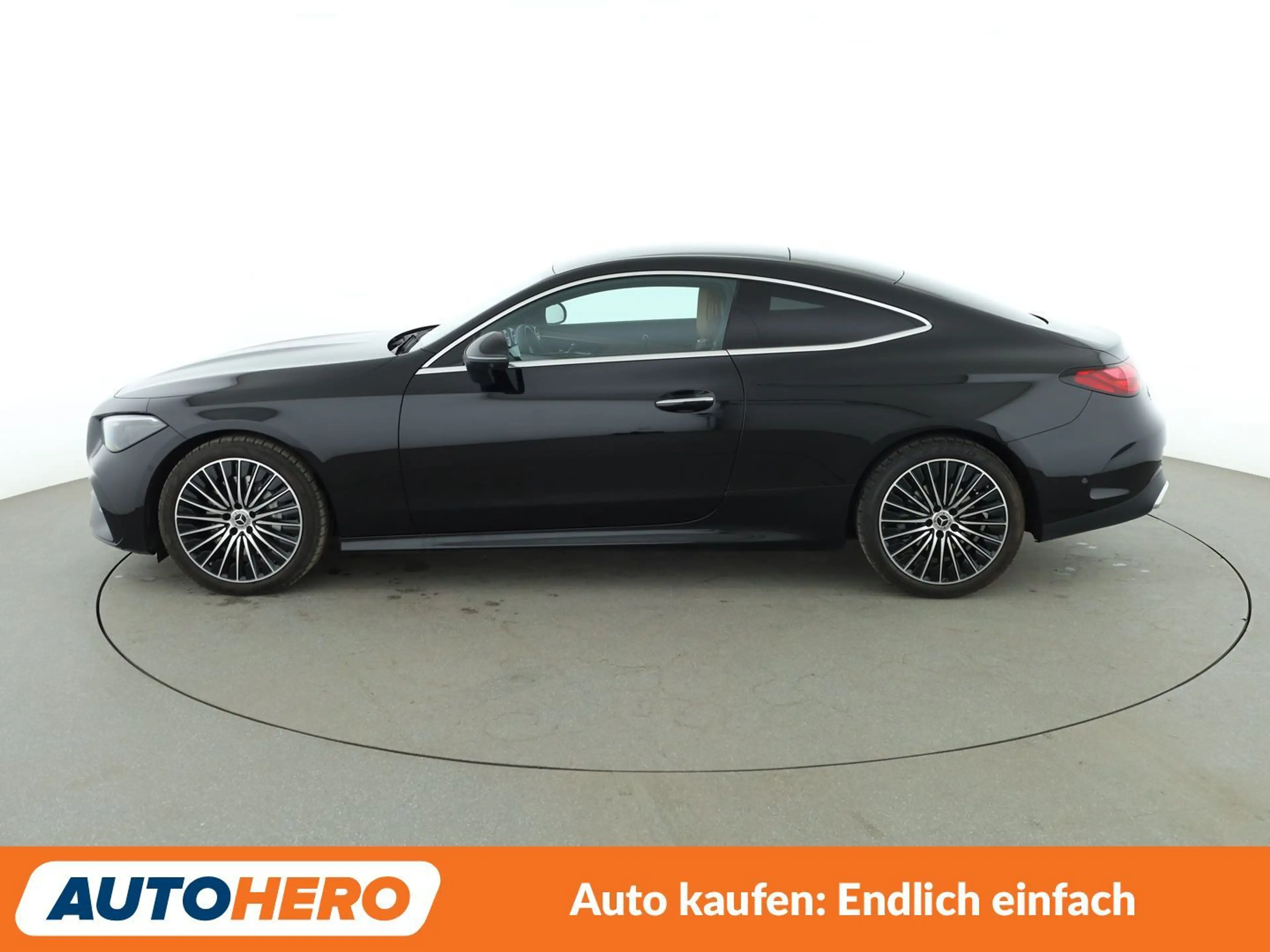 Mercedes-Benz CLE 300 CLE 300 4Matic AMG Line Premium Aut.*NAVI*LED*ACC* — photo 3