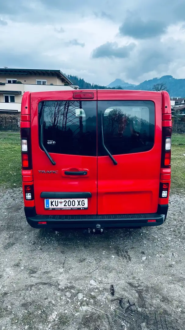 Renault Trafic Rojo - 2