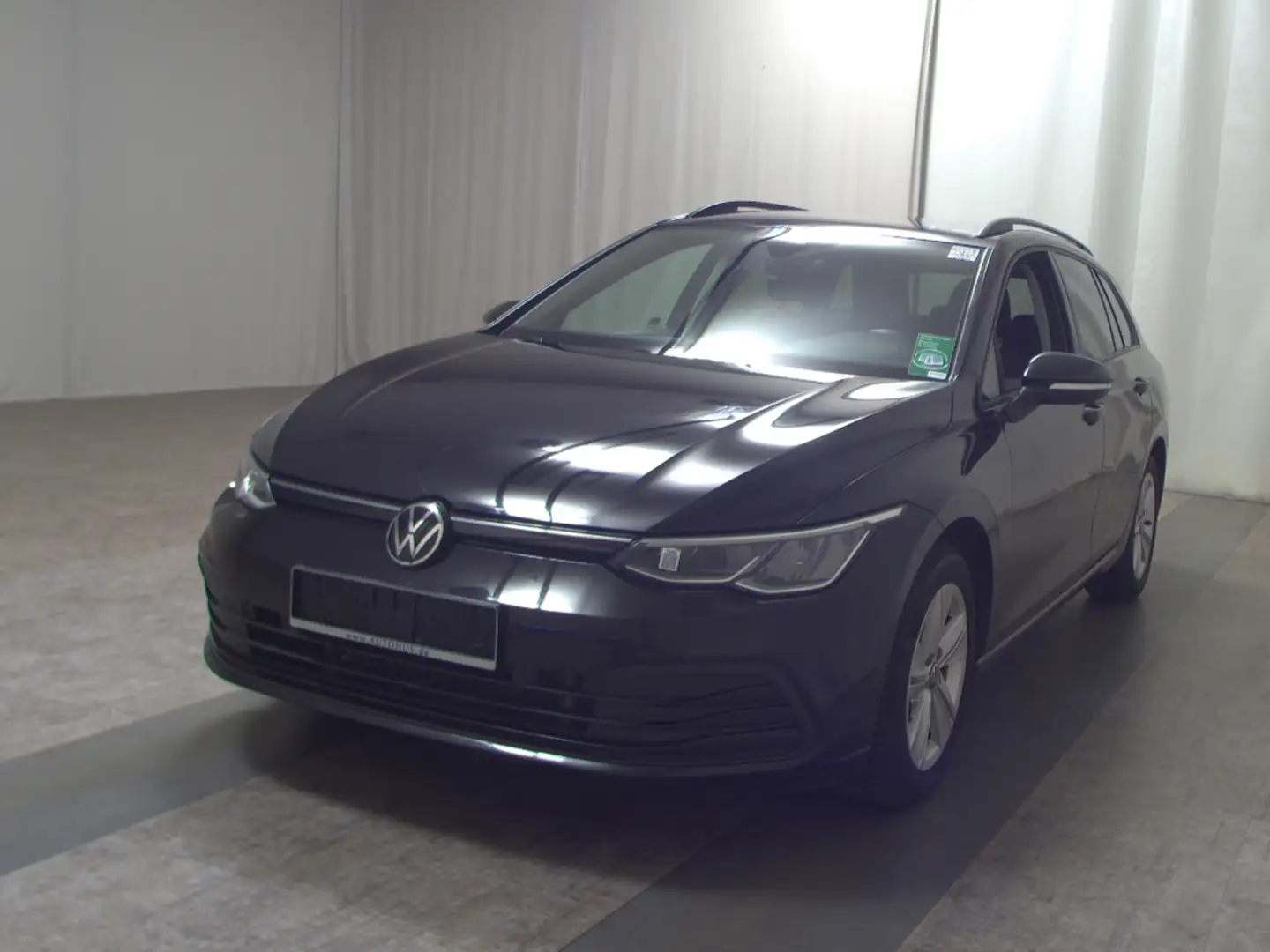 Volkswagen Golf -8 Var. 2.0 TDI Life Navi AID LED AHK Shz Noir - 2