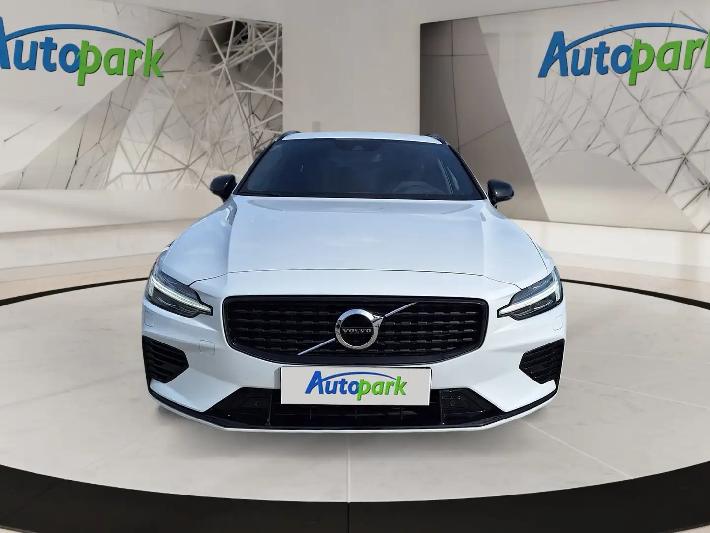 Volvo V60 T6 AWD RECHARGE R-DESIGN Weiß - 2