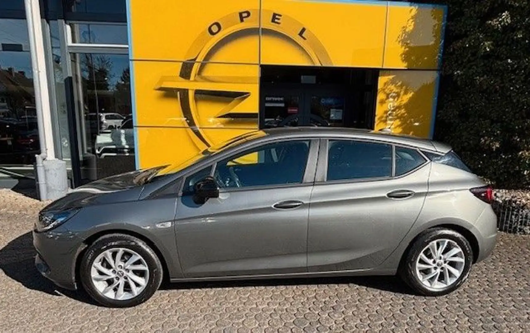 Opel Astra K Lim. 5-trg. Edition Start/Stop Grau - 2