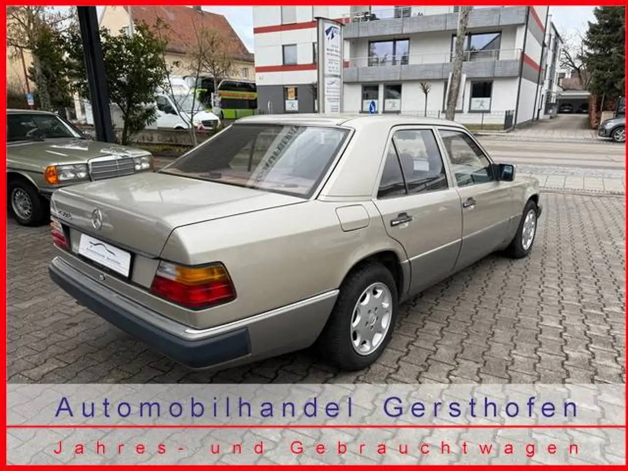 Mercedes-Benz 230E, foto 4