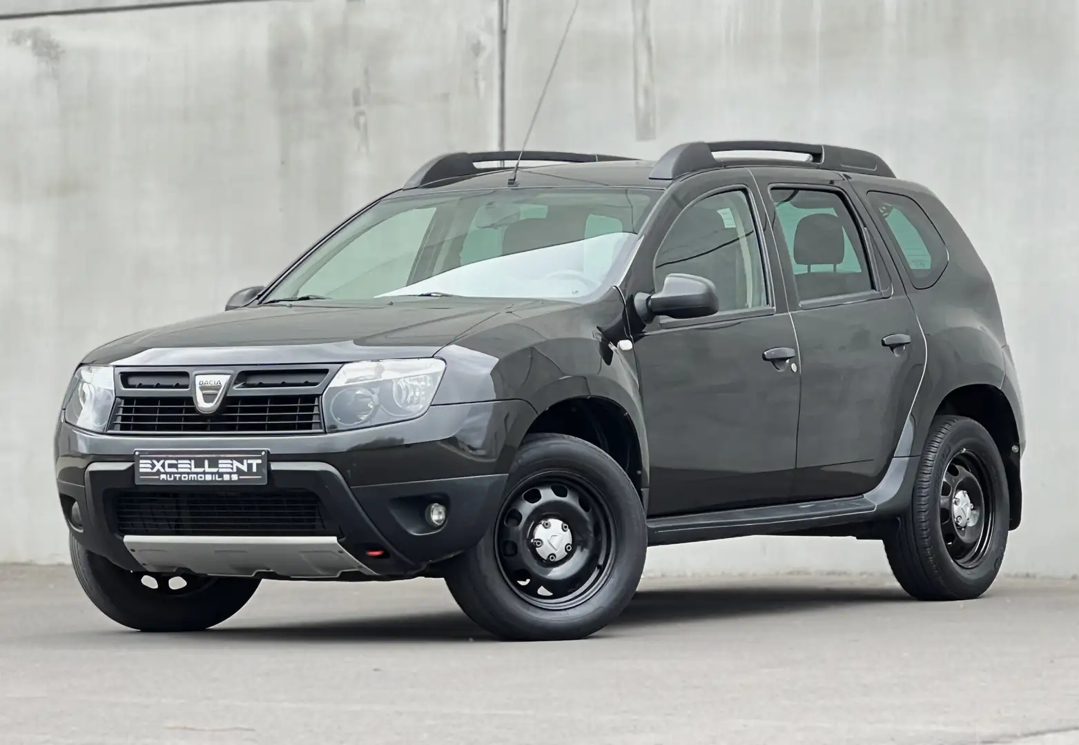 Dacia Duster Duster 1.6i 4x2/AIRCO/BLUETOOTH/GARANTIE 12 MOIS Schwarz - 1