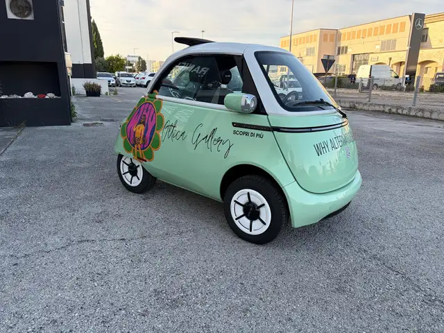 Micro Microlino